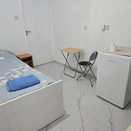 Center 利马索尔